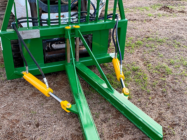 Hydraulic boxthorn sucker puller